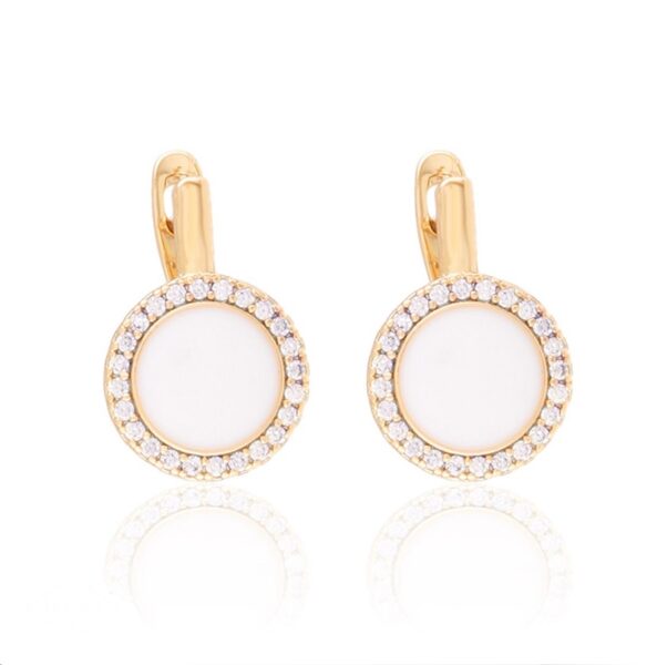 Серьги с цирконами и белой керамикой